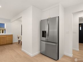 3702 W Fulton Street, Seattle WA 98199