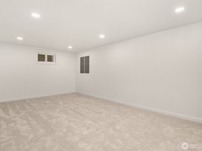 3702 W Fulton Street, Seattle WA 98199