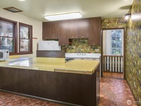 3321 37th Avenue S, Seattle WA 98144