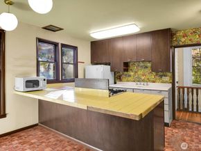 3321 37th Avenue S, Seattle WA 98144