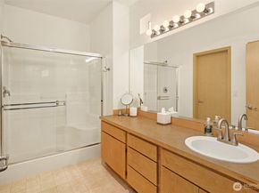 24232 NE 130th Place, Redmond WA 98053