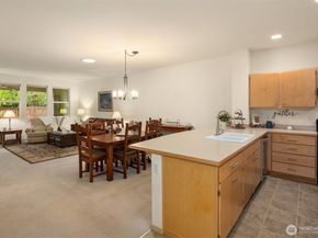 24232 NE 130th Place, Redmond WA 98053