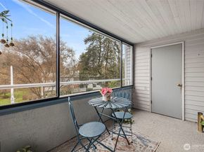 1224 6th Avenue S C101, Edmonds WA 98020