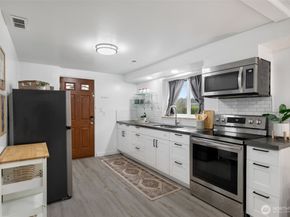 2539 30th Avenue S, Seattle WA 98144