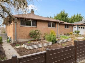 2539 30th Avenue S, Seattle WA 98144