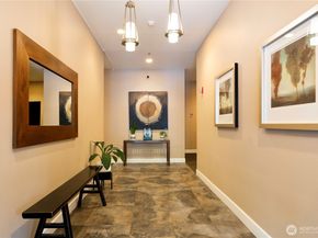 621 5th AVE N 103, Seattle WA 98109