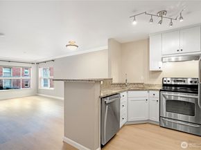 621 5th AVE N 103, Seattle WA 98109