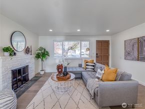 18 232nd Place SW, Bothell WA 98021