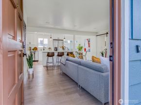 18 232nd Place SW, Bothell WA 98021