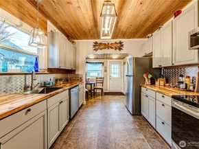 1116 E Marine View Drive, Everett WA 98201