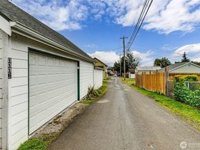 1116 E Marine View Drive, Everett WA 98201