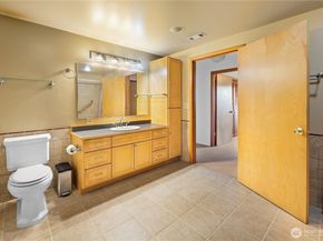 22516 100th Place SW, Vashon WA 98070