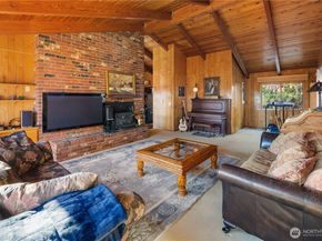 22516 100th Place SW, Vashon WA 98070