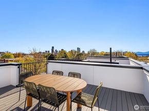 1715 17th Avenue, Seattle WA 98122