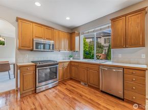 19715 1st Avenue W, Bothell WA 98012