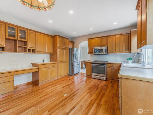 19715 1st Avenue W, Bothell WA 98012