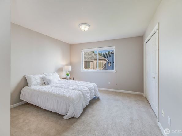 19715 1st Avenue W, Bothell WA 98012