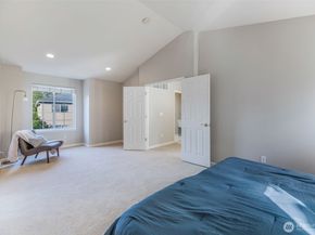 19715 1st Avenue W, Bothell WA 98012