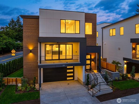138 8th Court, Kirkland WA 98033