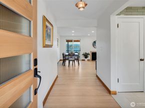 9804 63rd Avenue S, Seattle WA 98118