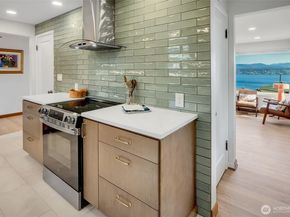 9804 63rd Avenue S, Seattle WA 98118