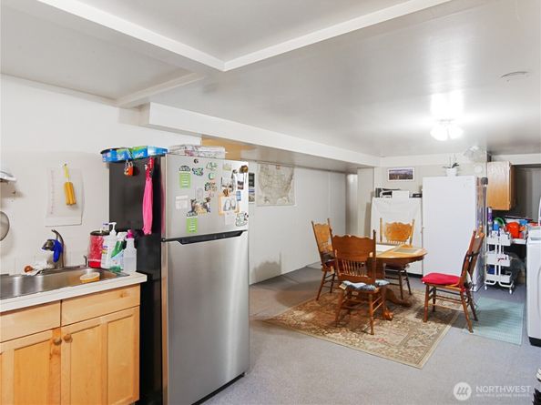 2612 204th Street SW, Lynnwood WA 98036