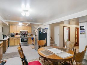 2612 204th Street SW, Lynnwood WA 98036