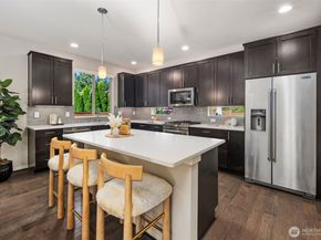 20317 58th Lane NE, Kenmore WA 98028