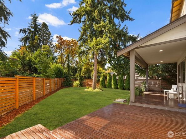 20317 58th Lane NE, Kenmore WA 98028