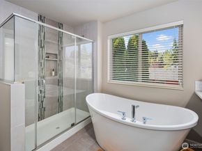 20317 58th Lane NE, Kenmore WA 98028