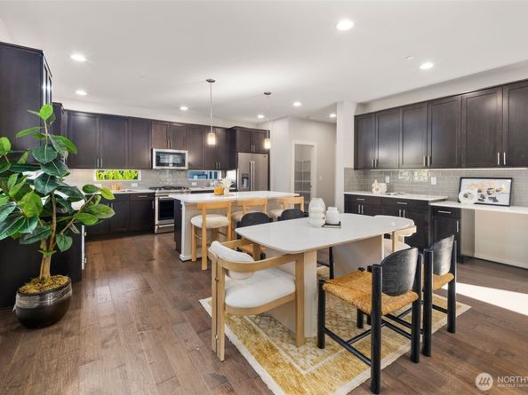 20317 58th Lane NE, Kenmore WA 98028
