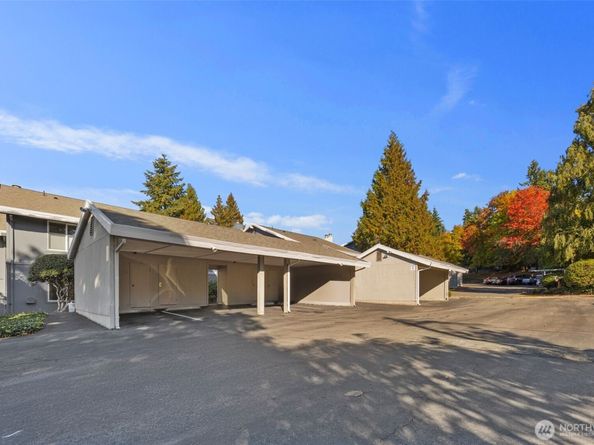 11104 NE 68th Street A103, Kirkland WA 98033