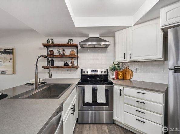 11104 NE 68th Street A103, Kirkland WA 98033