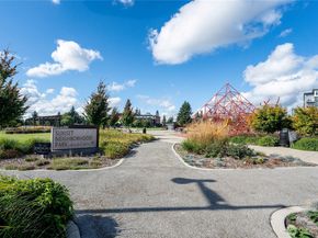 1175 Harrington Place NE 205, Renton WA 98056