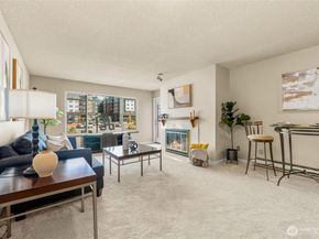 1175 Harrington Place NE 205, Renton WA 98056