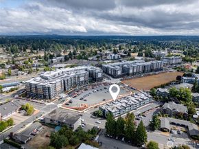1175 Harrington Place NE 205, Renton WA 98056