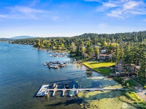 17442 NE 40th Place D3, Redmond WA 98052