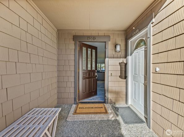 17442 NE 40th Place D3, Redmond WA 98052