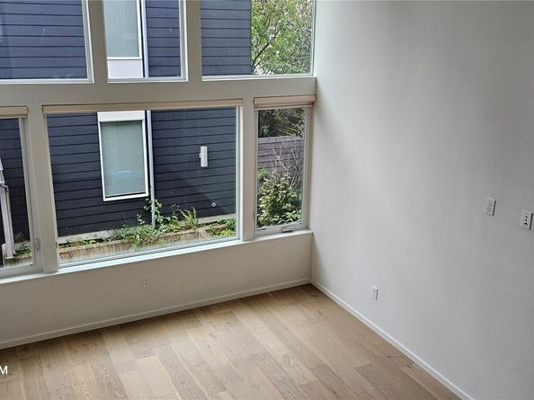 817 24th Avenue S B, Seattle WA 98144