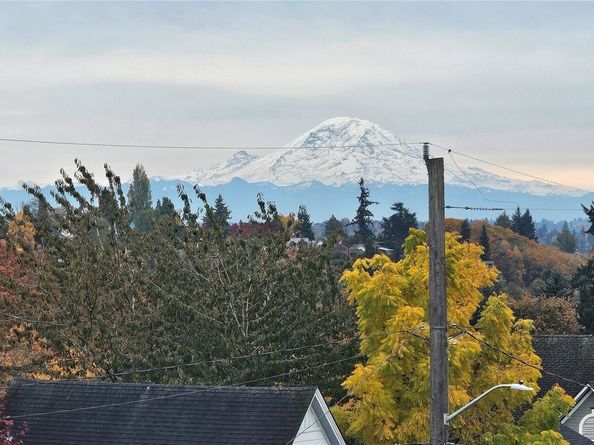 817 24th Avenue S B, Seattle WA 98144