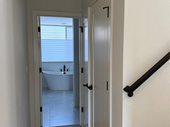 817 24th Avenue S B, Seattle WA 98144