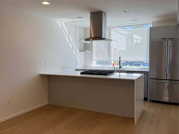 817 24th Avenue S B, Seattle WA 98144