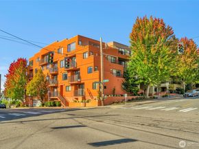 3401 Wallingford Avenue N 405, Seattle WA 98103