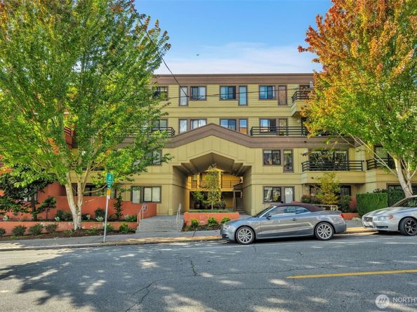 3401 Wallingford Avenue N 405, Seattle WA 98103