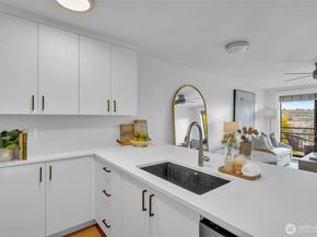 3401 Wallingford Avenue N 405, Seattle WA 98103