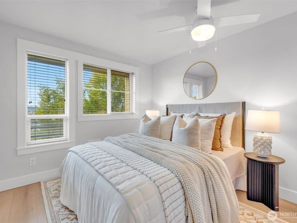 3401 Wallingford Avenue N 405, Seattle WA 98103