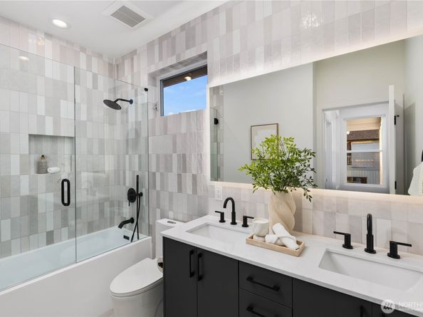 511 Morris Avenue S, Renton WA 98057