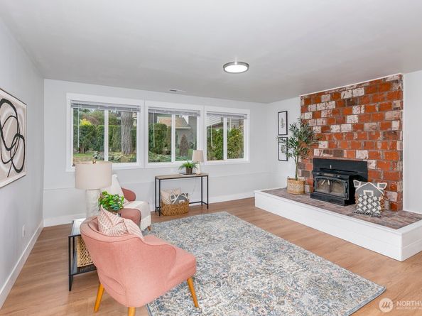 6306 141st Street SW, Edmonds WA 98026