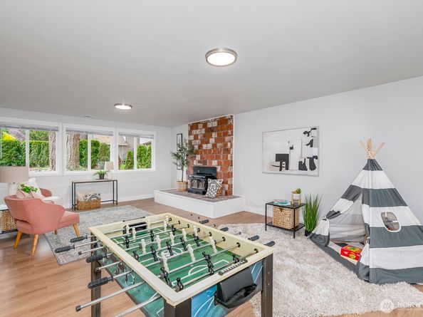 6306 141st Street SW, Edmonds WA 98026