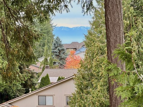 6306 141st Street SW, Edmonds WA 98026